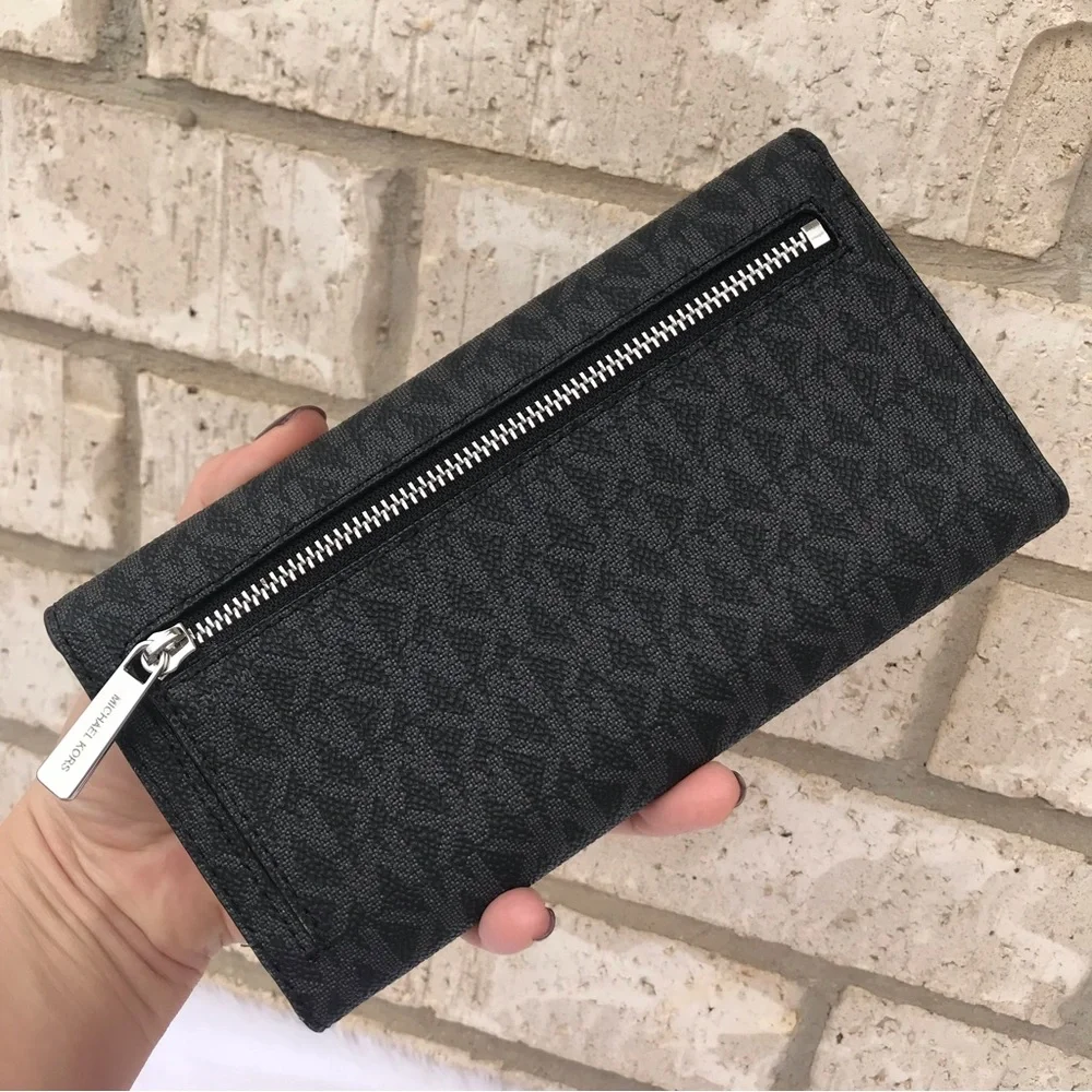 Michael Kors new 100%